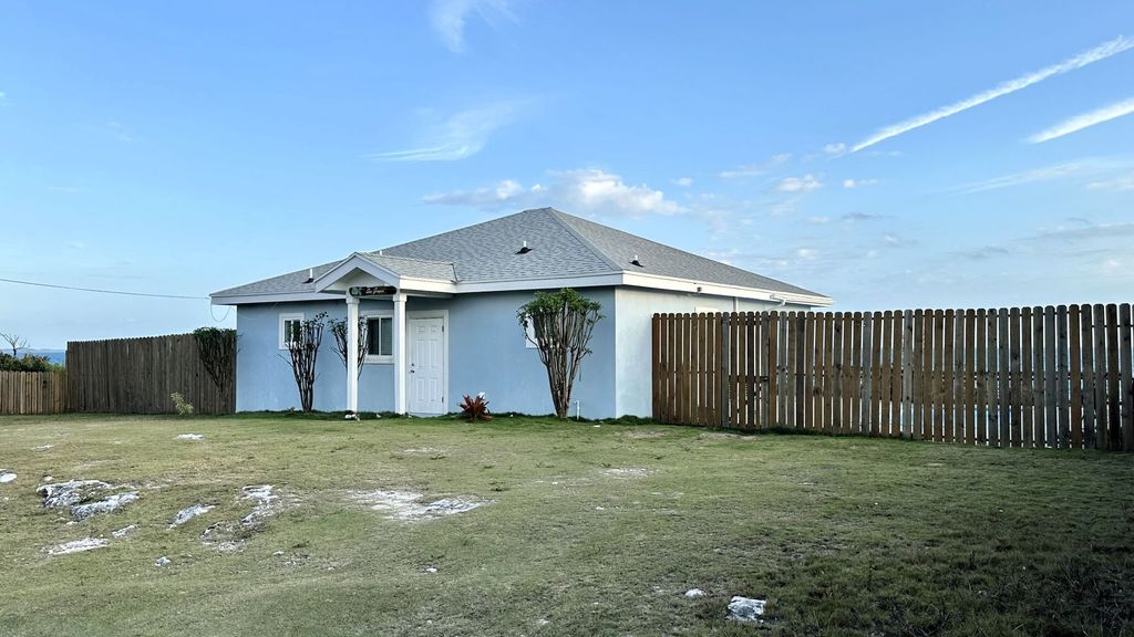 Property photo 3 of 9