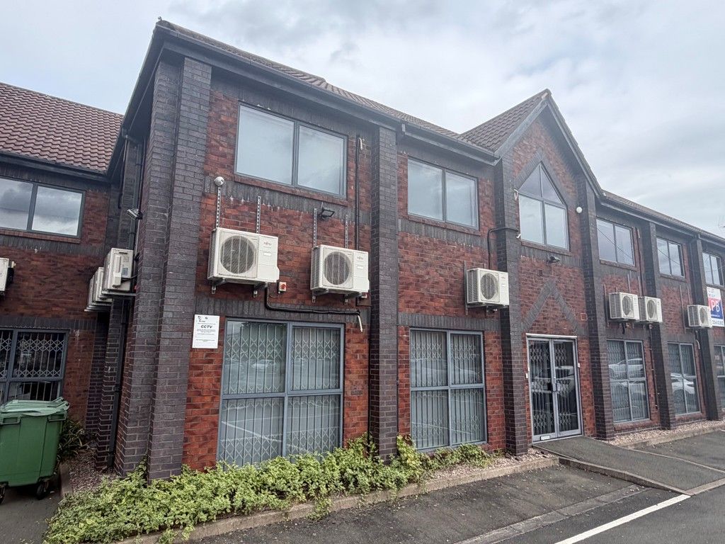 Property photo 1 of 6 Photo 6