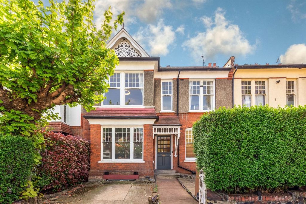 Property photo 2 of 7