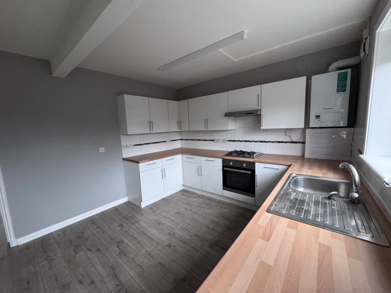 Property photo 3 of 14 Photo 10