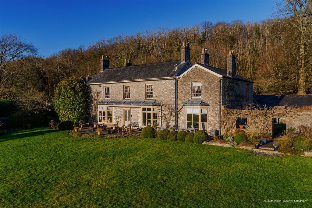 Property photo 1 of 27 Front .Jpg