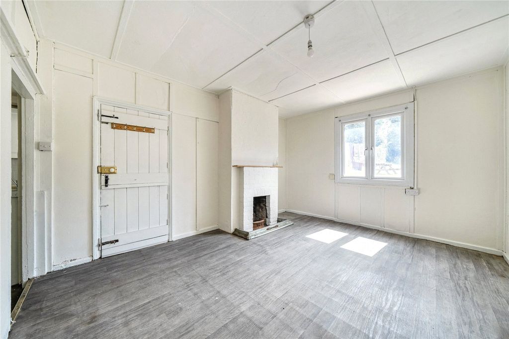Property photo 3 of 6 Picture No. 07