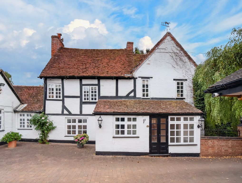 Property photo 2 of 49