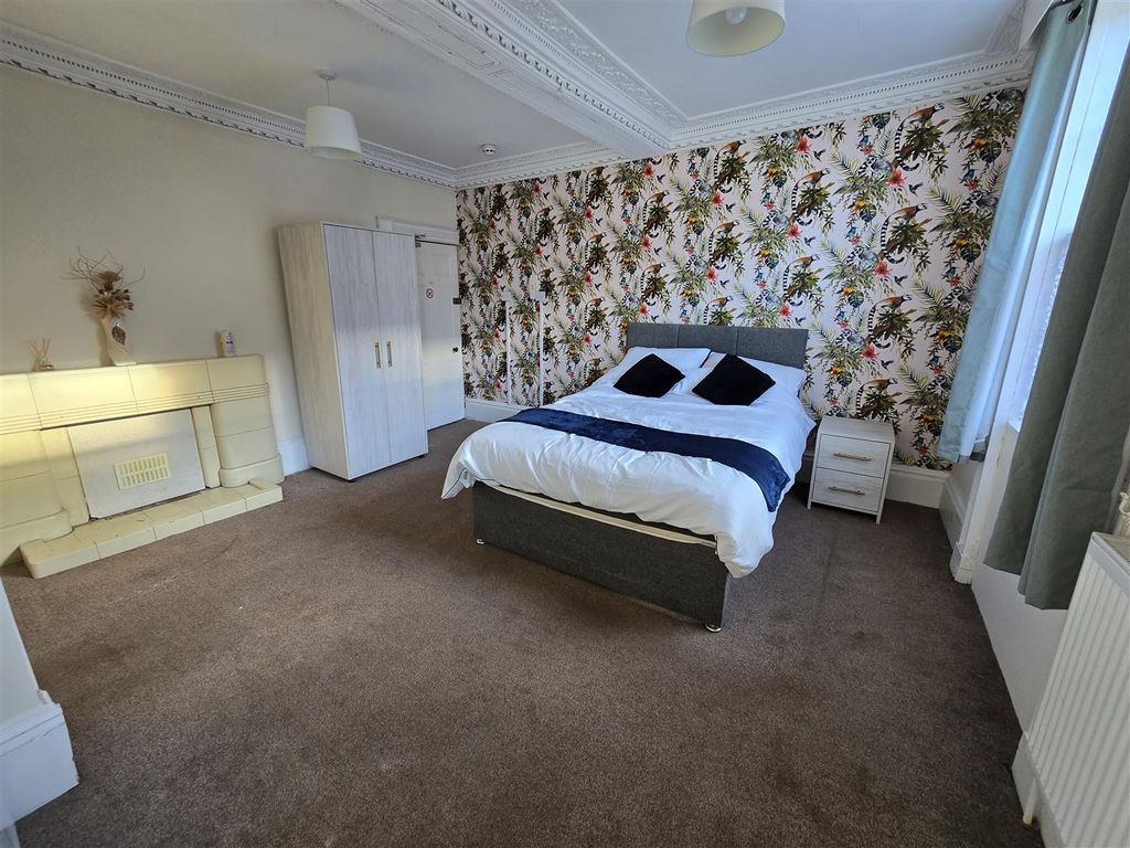 Property photo 2 of 11 20251125_121200.Jpg