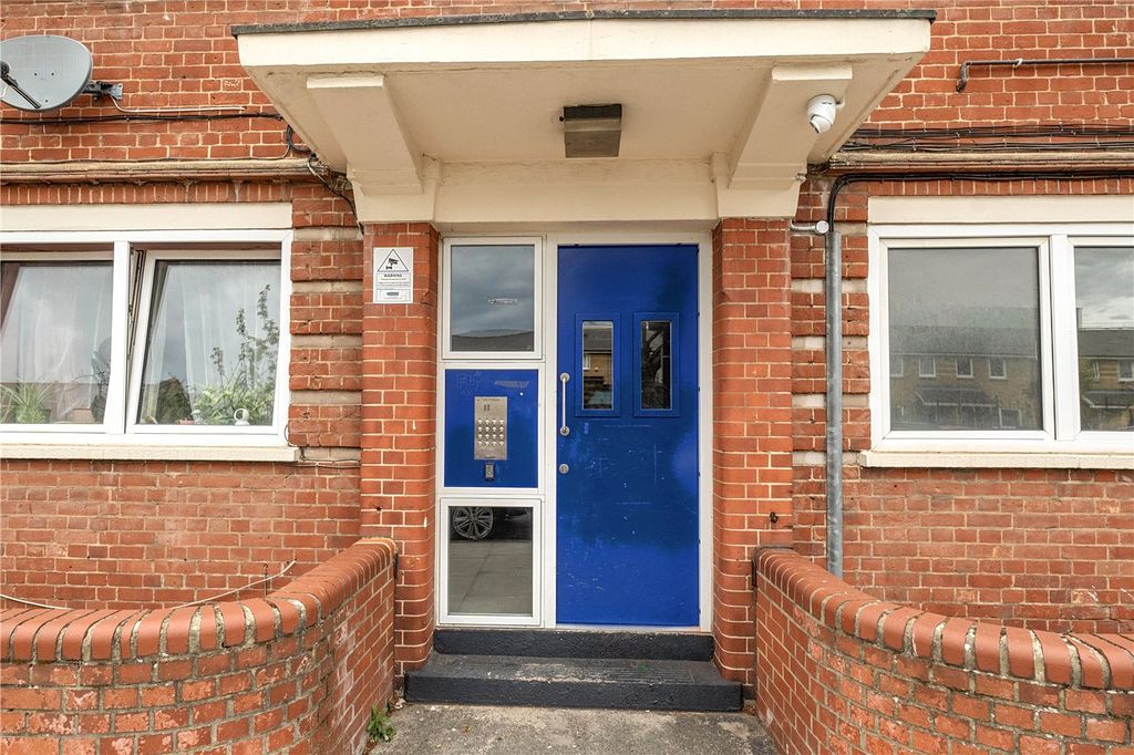 Property photo 3 of 13 Picture No. 05