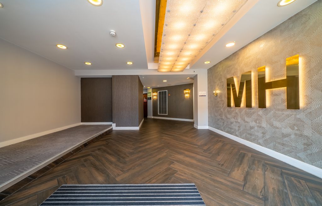 Property photo 2 of 18 Maddison House00017