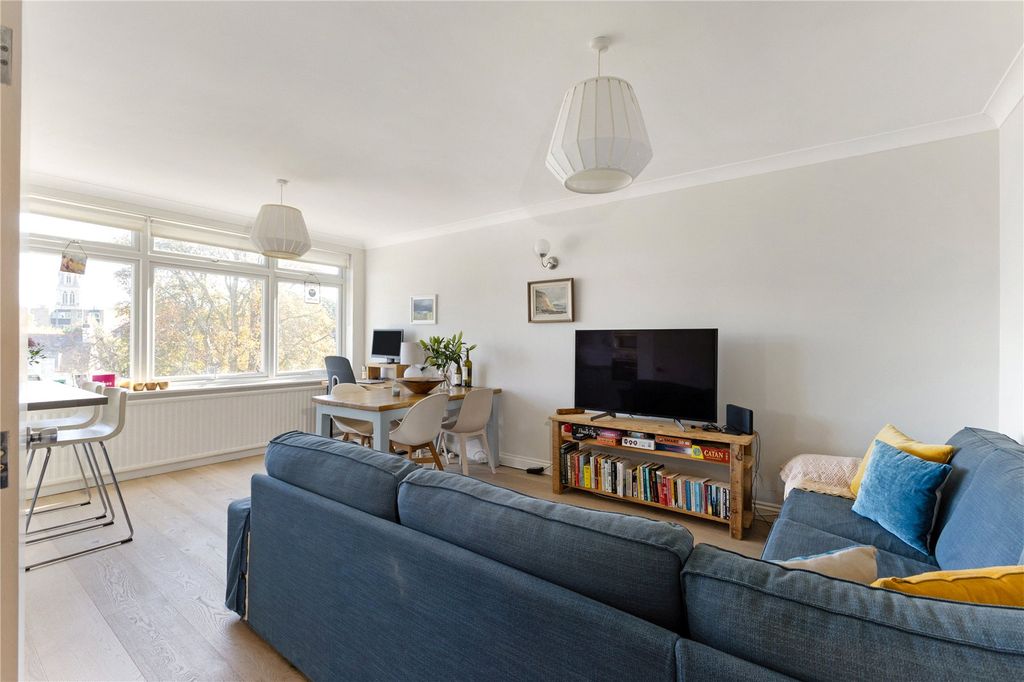 Property photo 2 of 14 Reception