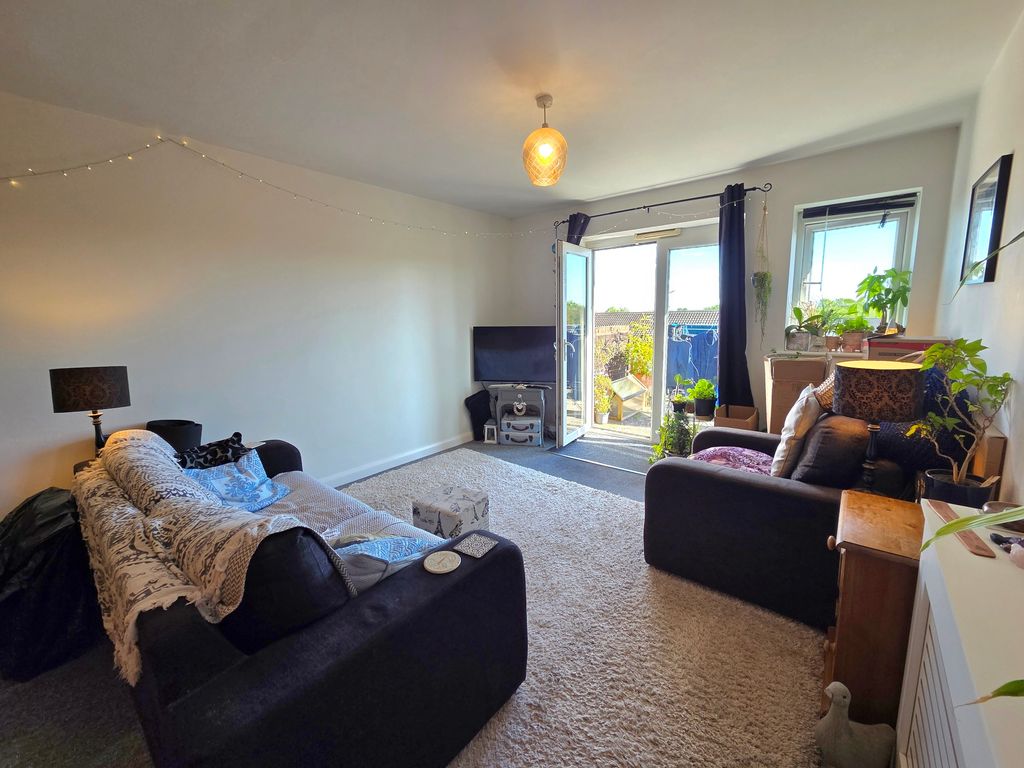 Property photo 3 of 7 Image