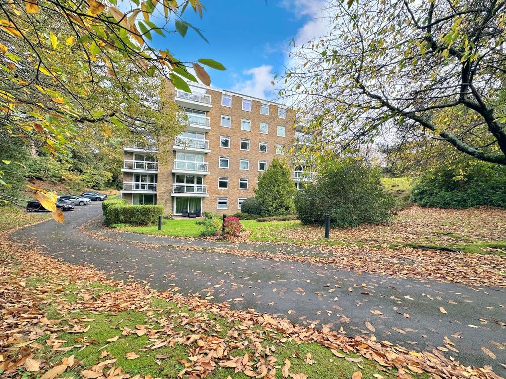 Property photo 1 of 24