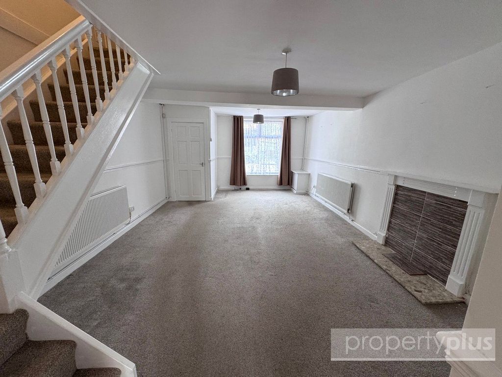 Property photo 3 of 15 Picture No. 10