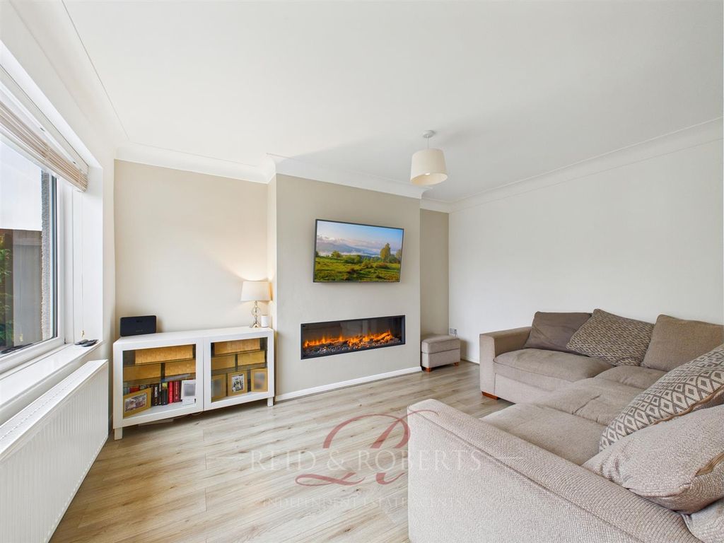 Property photo 2 of 30 Cam05148G0-Pr0116-Still001.Jpg