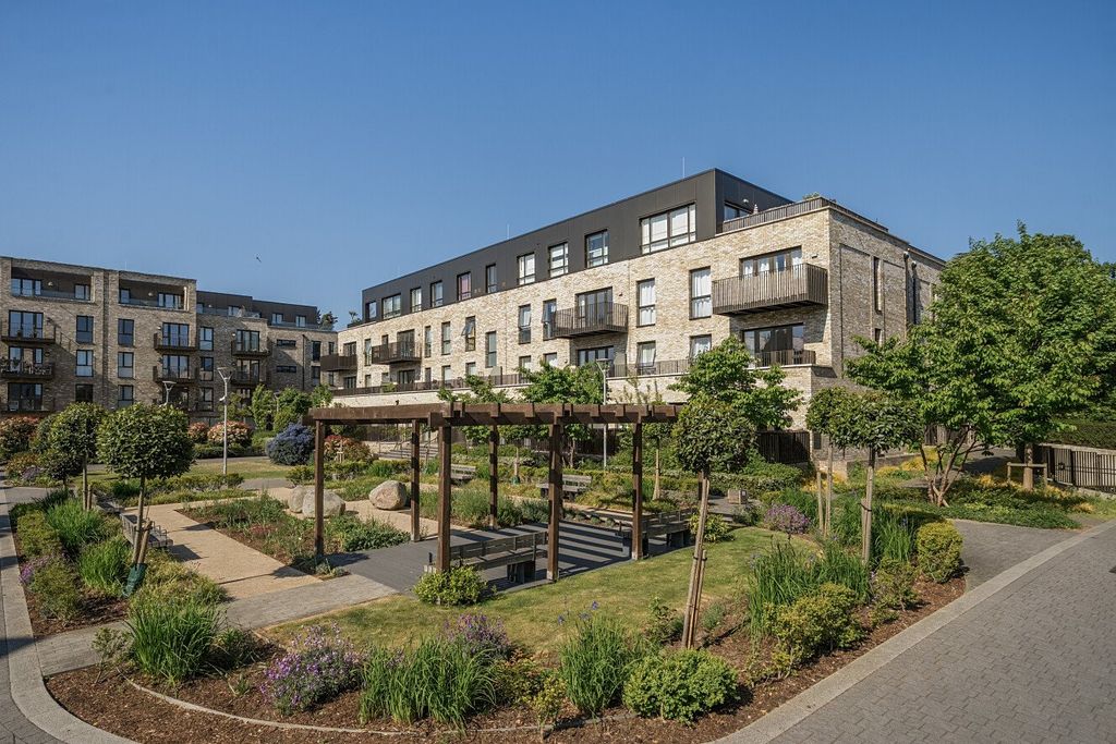 Property photo 3 of 19 Picture No. 04