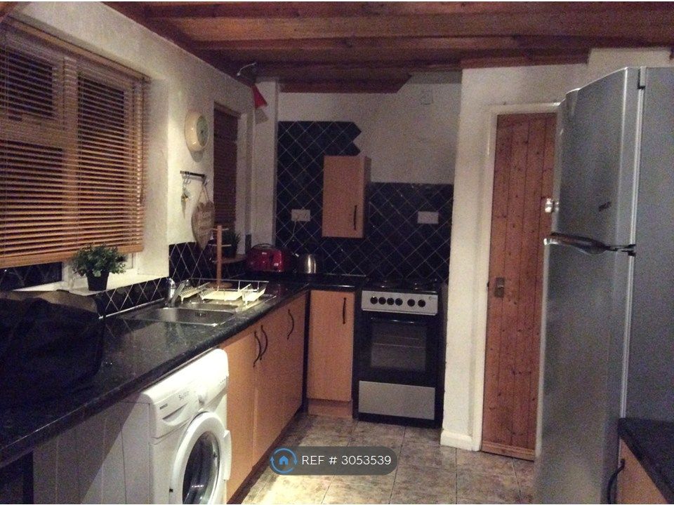 Property photo 3 of 3 Kitchen