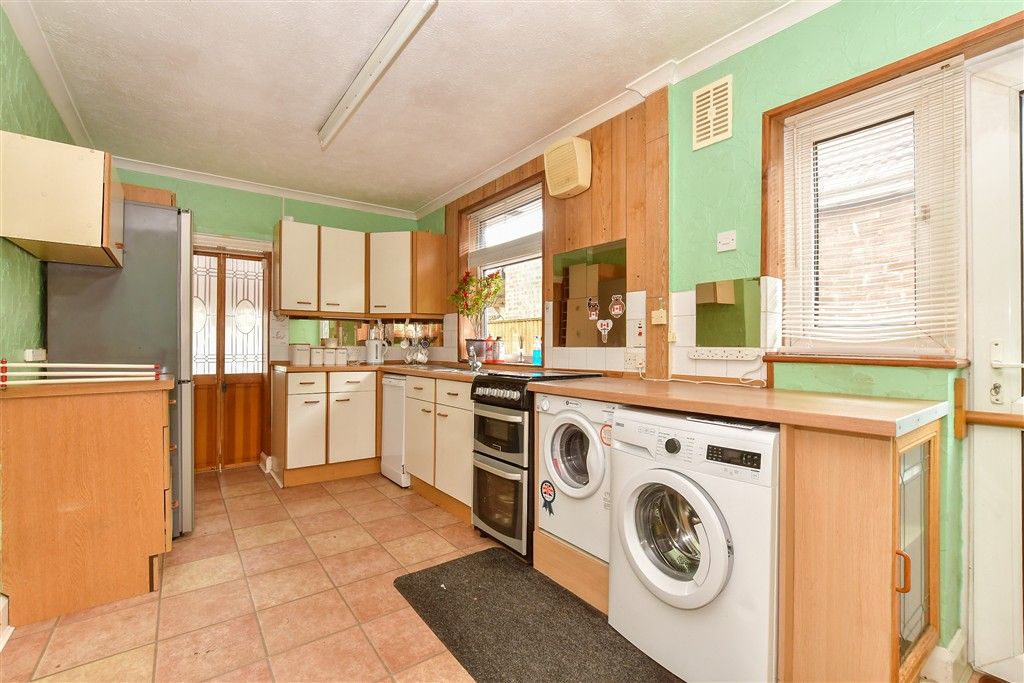Property photo 3 of 12 Kitchen/ Breakfast Room