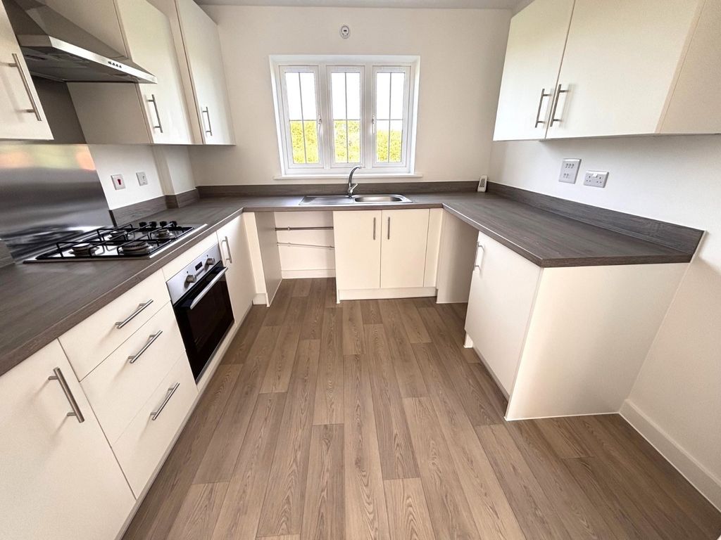 Property photo 2 of 8 Picture 2