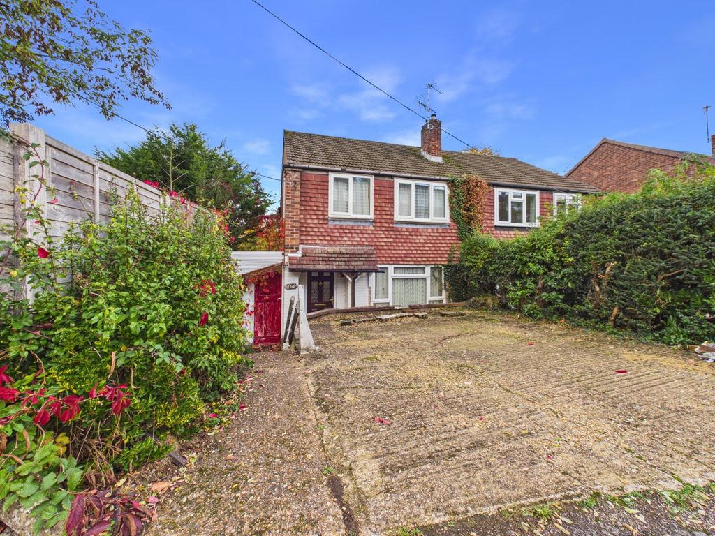 Property photo 1 of 11 Front
