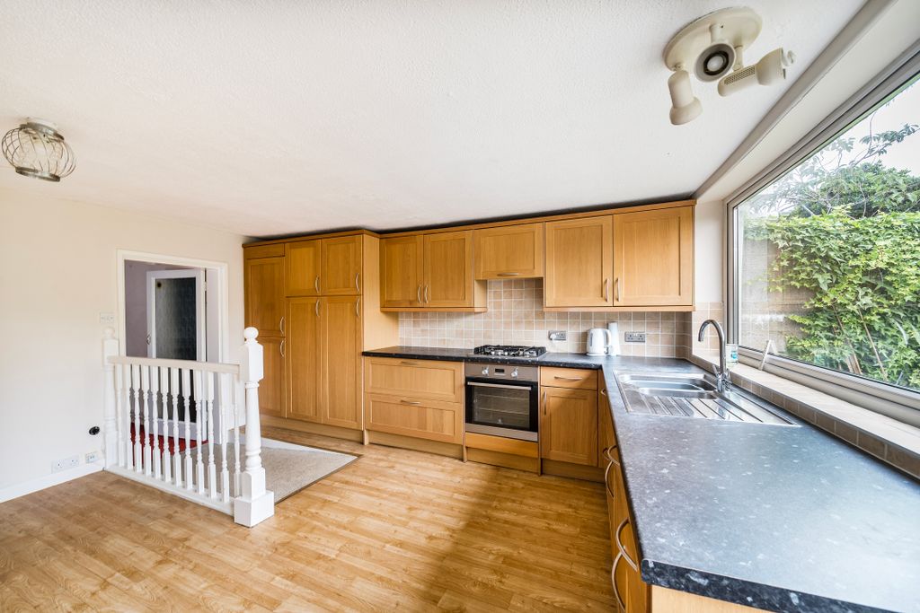 Property photo 3 of 20 131438016685A6Dced1593