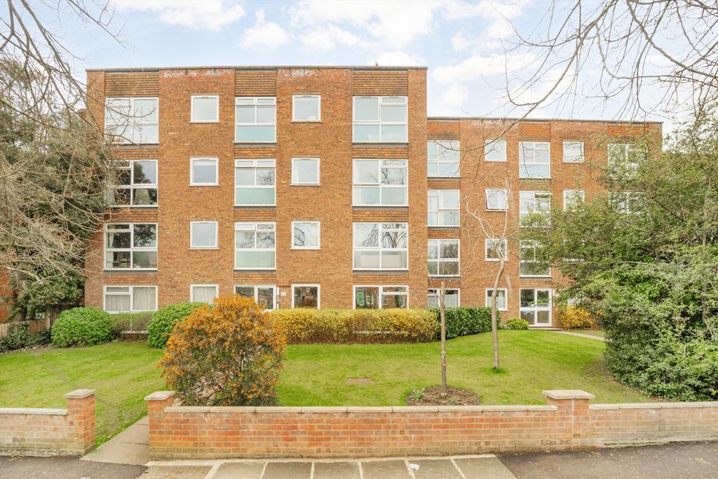 Property photo 1 of 6