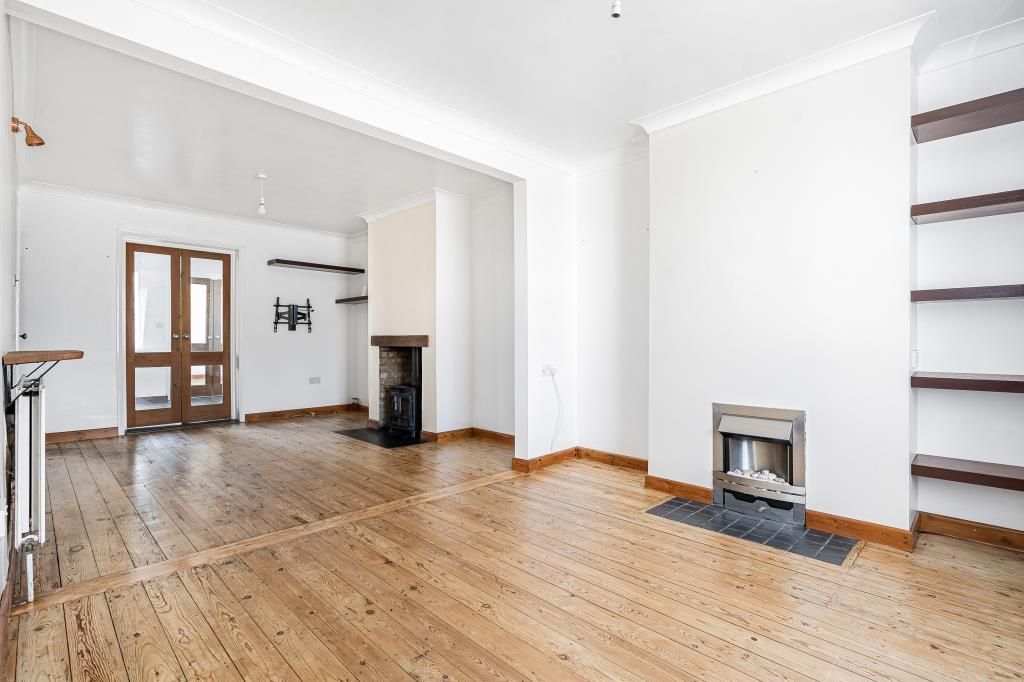 Property photo 2 of 26 24_86850.Jpg