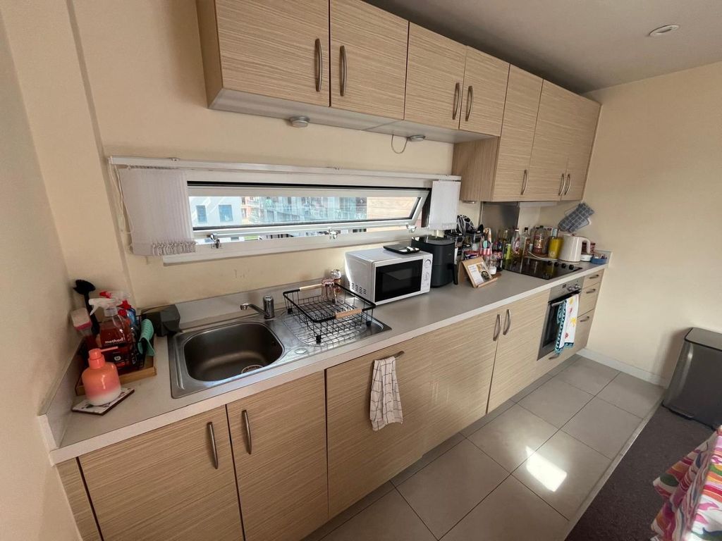 Property photo 3 of 15 Kitchen