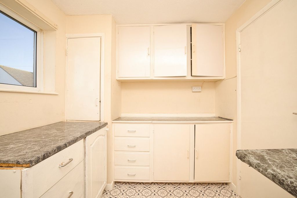 Property photo 3 of 9 Picture 3