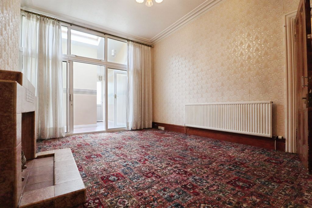 Property photo 3 of 17