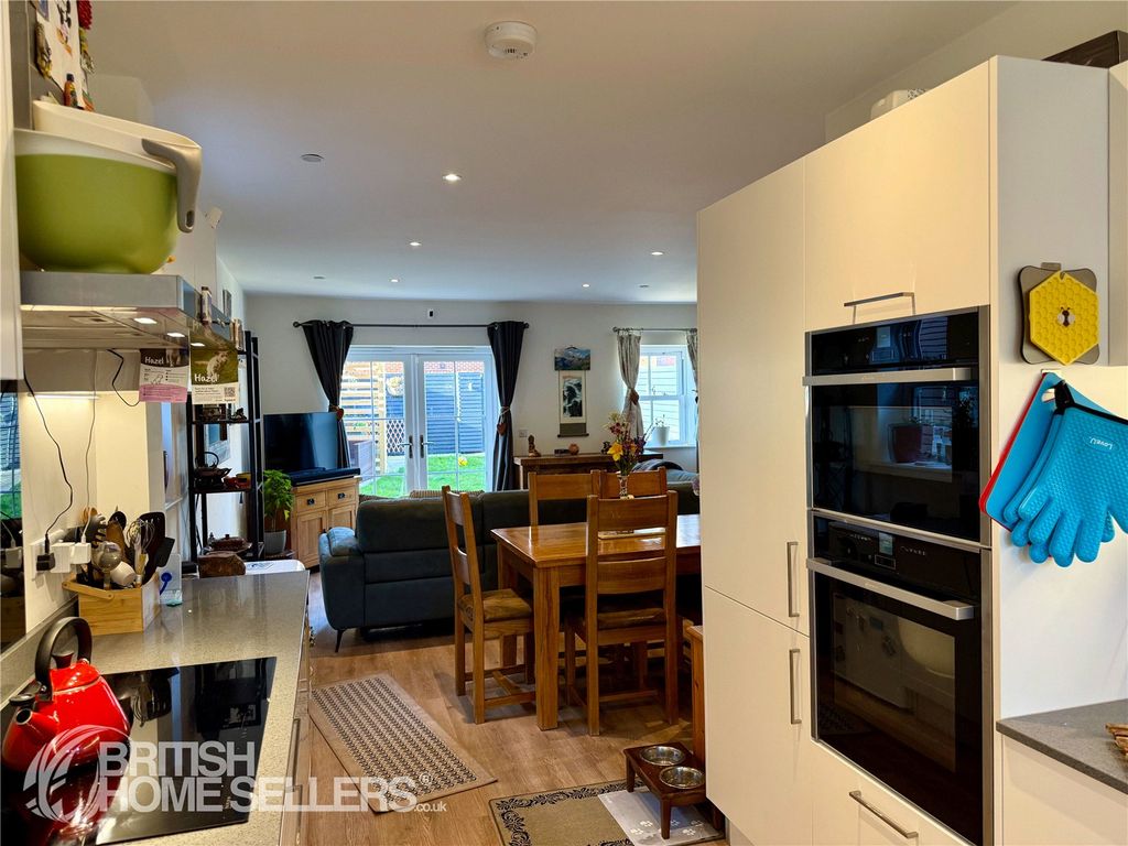 Property photo 3 of 18 Picture No. 07