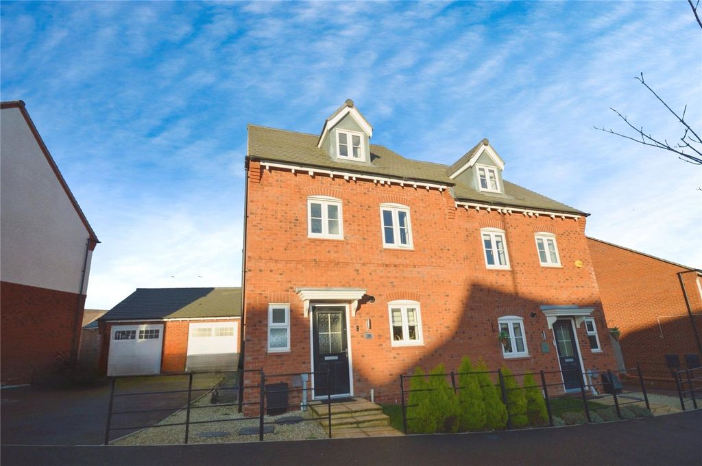 Property photo 1 of 20 Front