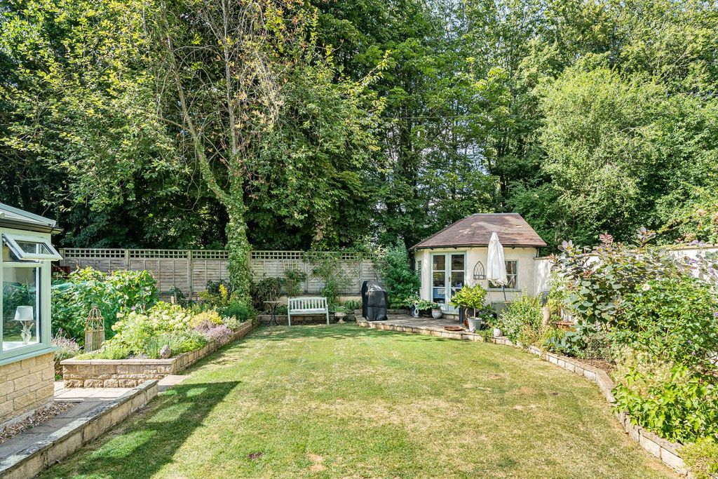 Property photo 2 of 21 Rear Garden