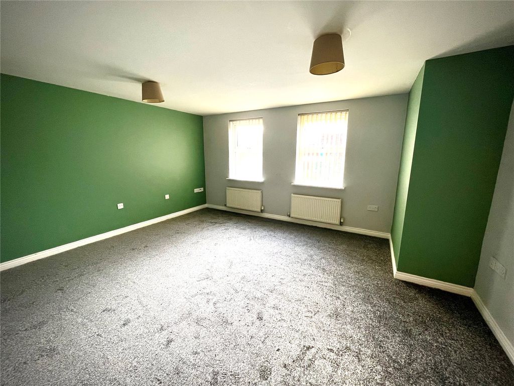 Property photo 3 of 6 Picture No. 13