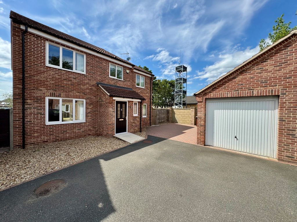 Property photo 1 of 16 Image