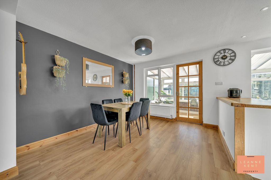 Additional image 11 of 3 bed semi-detached house for saleCaerleon Court, Caerphilly CF83