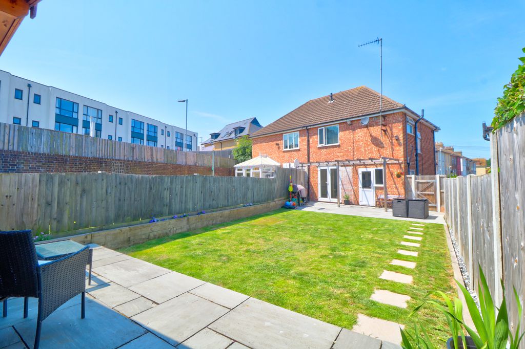 Property photo 1 of 13 Rear Garden