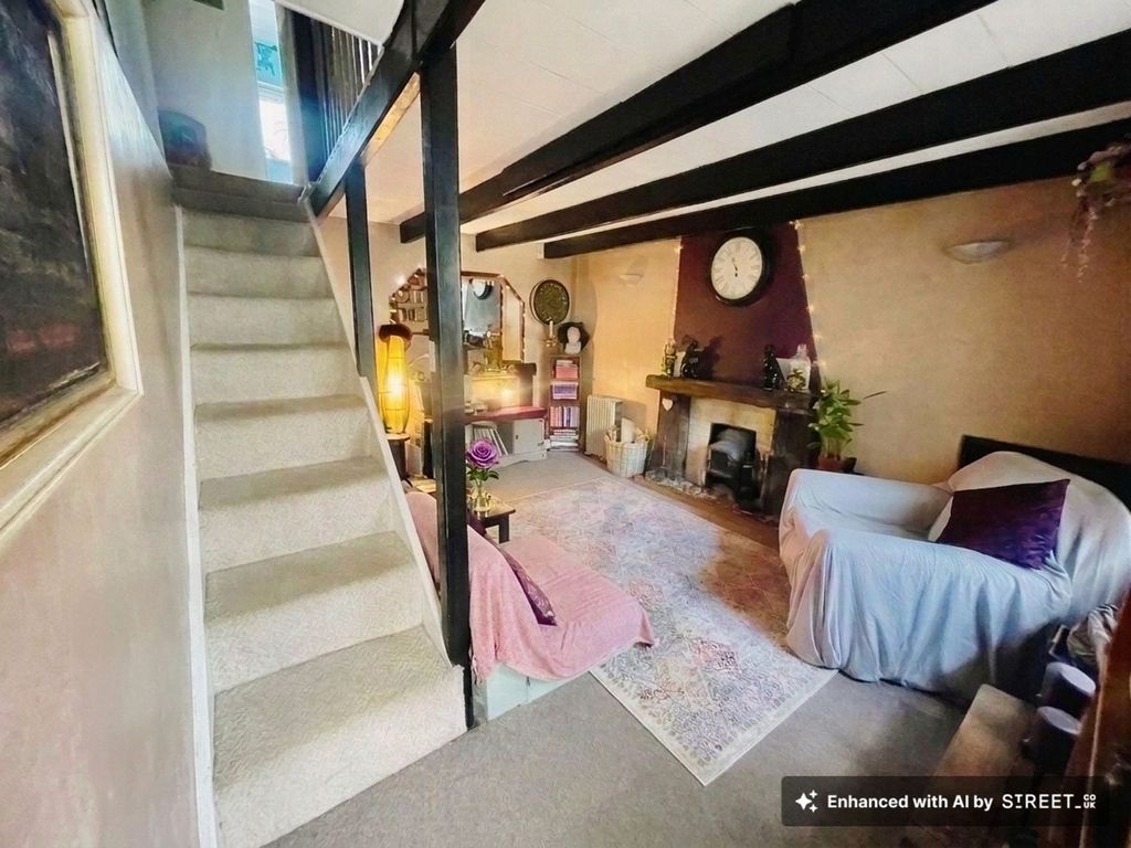 Property photo 2 of 24