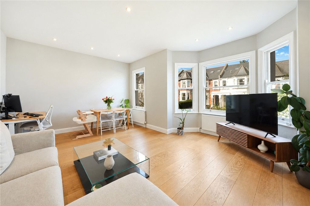 Property photo 1 of 19 Picture No. 29