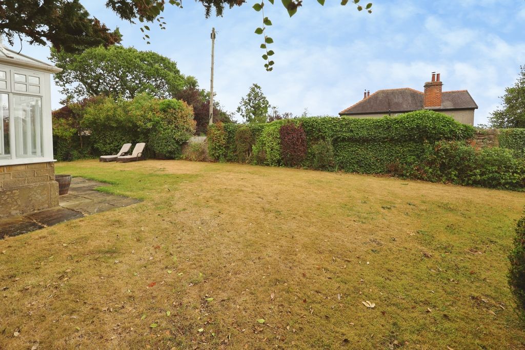 Property photo 3 of 26 Pbox-Img.Jpg