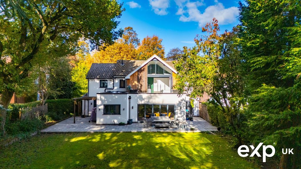 Property photo 1 of 36
