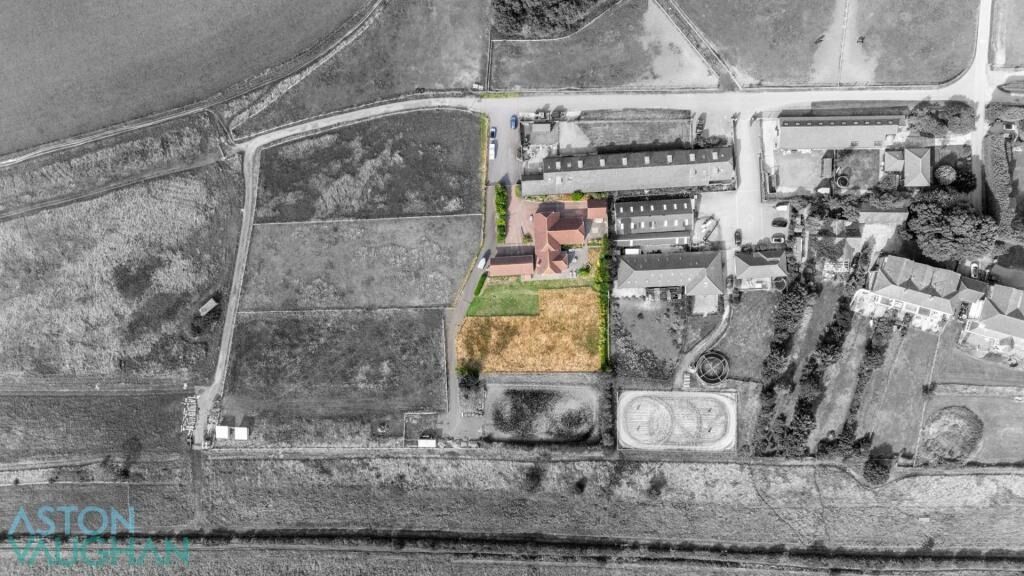 Property photo 3 of 29 4522793