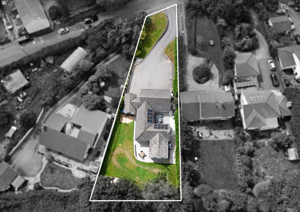 Property photo 2 of 15 93Be3684-8E39-4B60-A28A-c7814c04Da1E