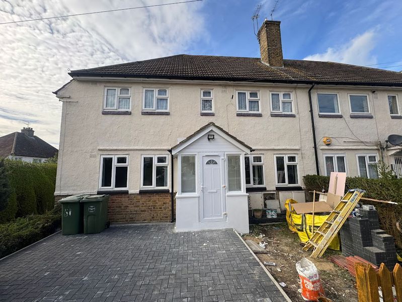 Property photo 1 of 8 Photo 11