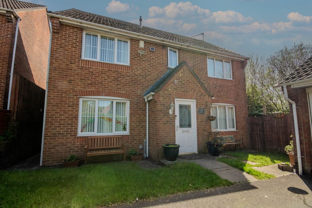 Property photo 1 of 35