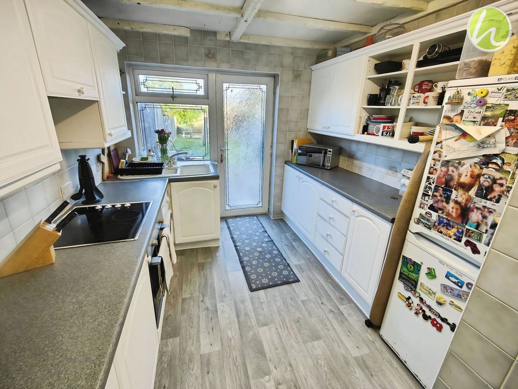 Property photo 3 of 21