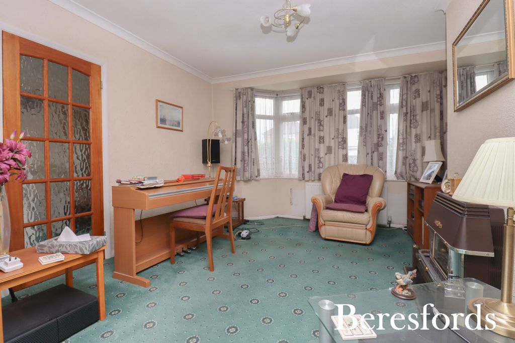 Property photo 3 of 13 Picture No. 02