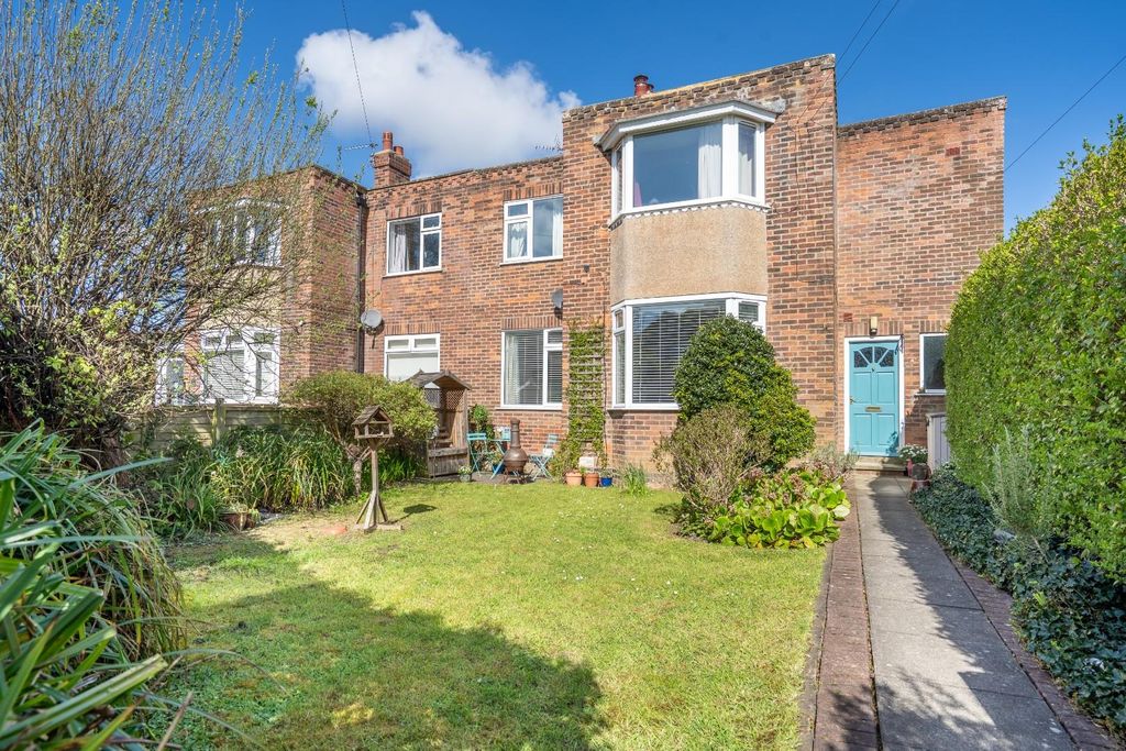 Property photo 1 of 13 Exterior