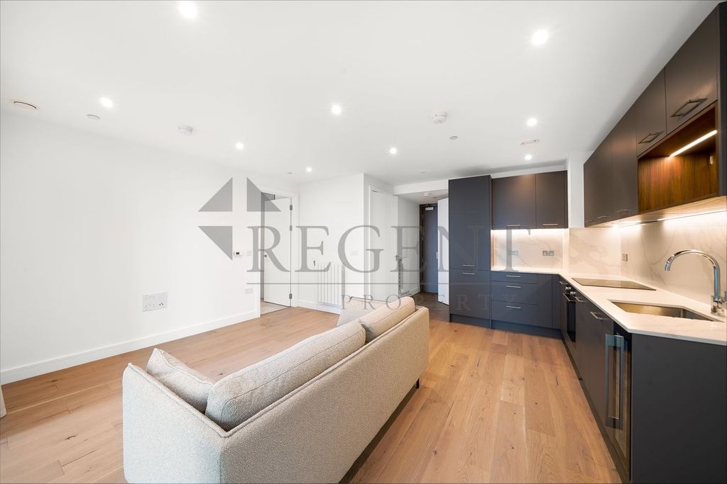 Property photo 1 of 16 (Main)