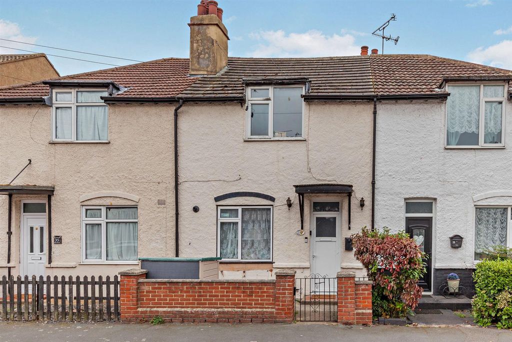 Property photo 1 of 4 8666964-Exterior01-800.Jpg