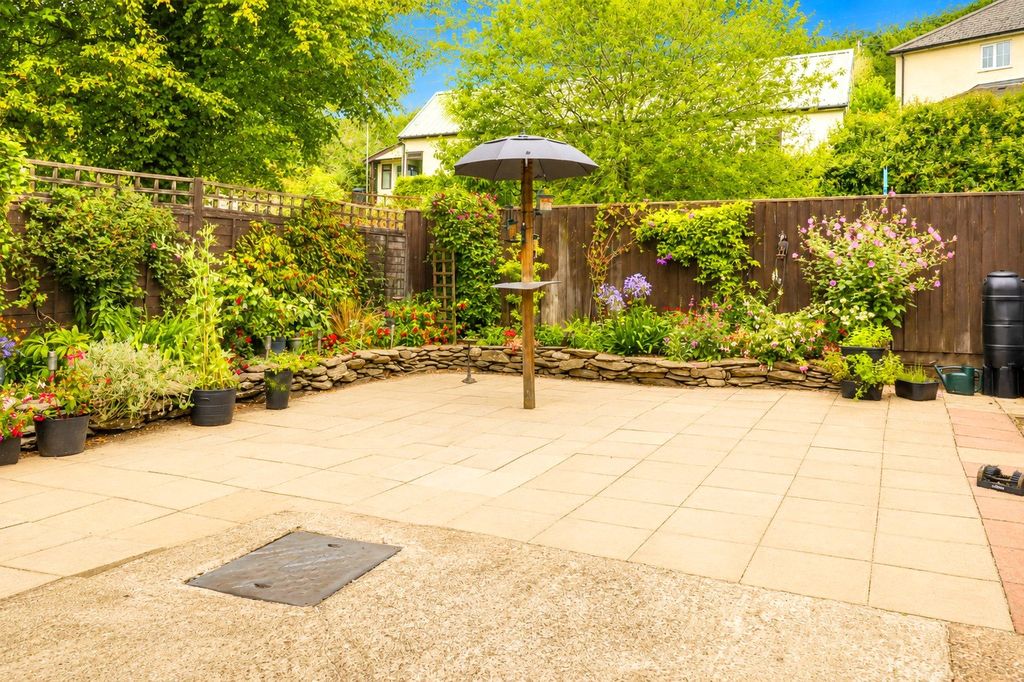 Property photo 2 of 21 2 - Picture No. 29