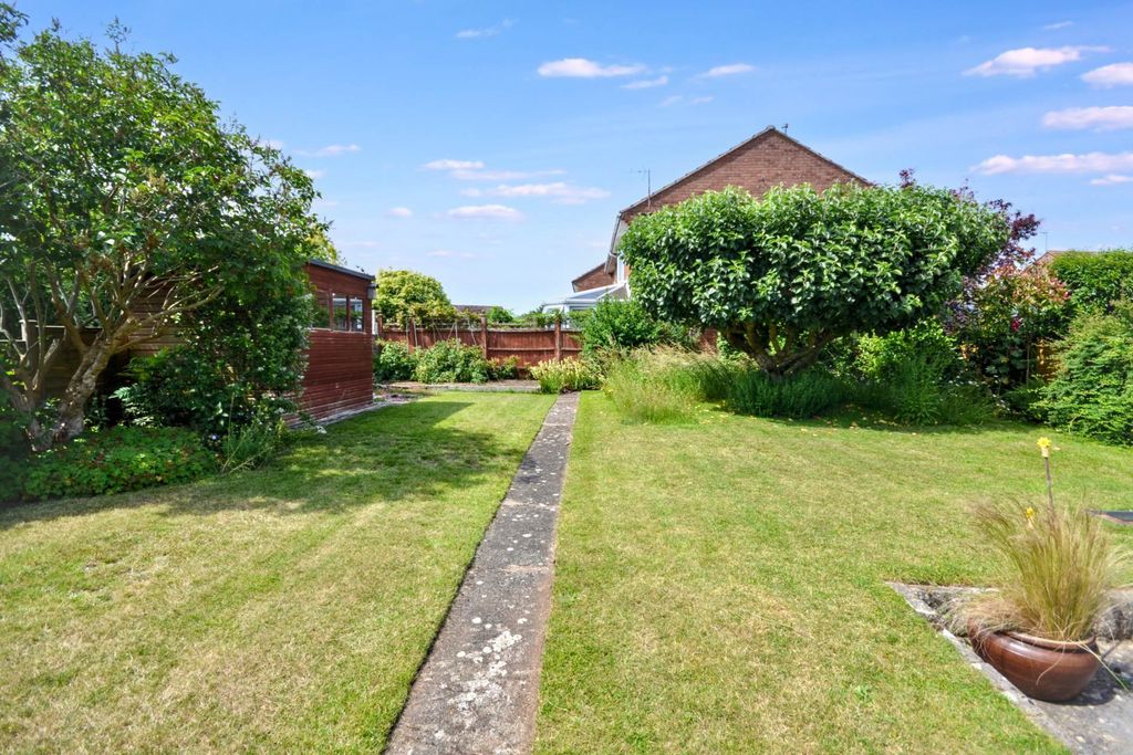 Property photo 2 of 16
