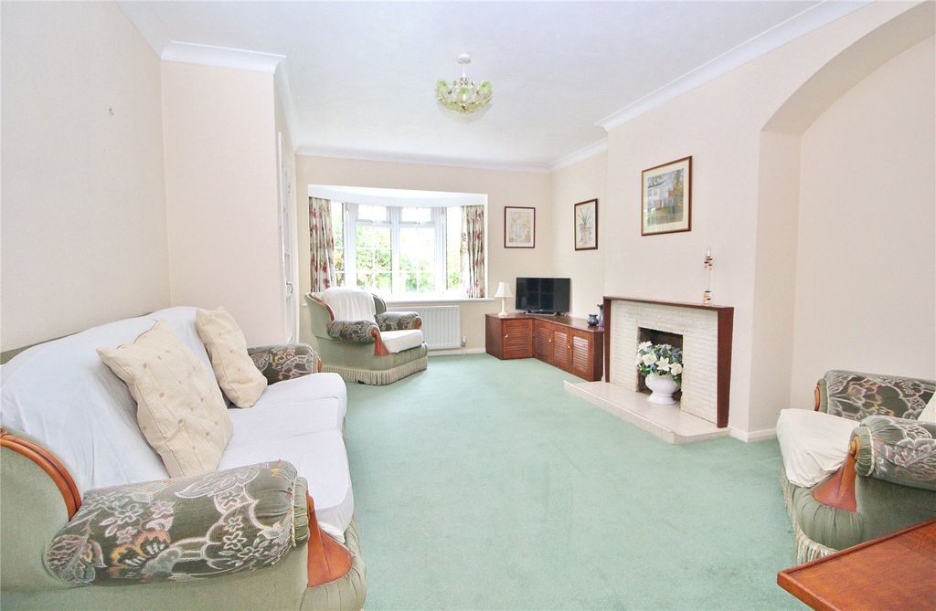 Property photo 2 of 14 Picture No. 11