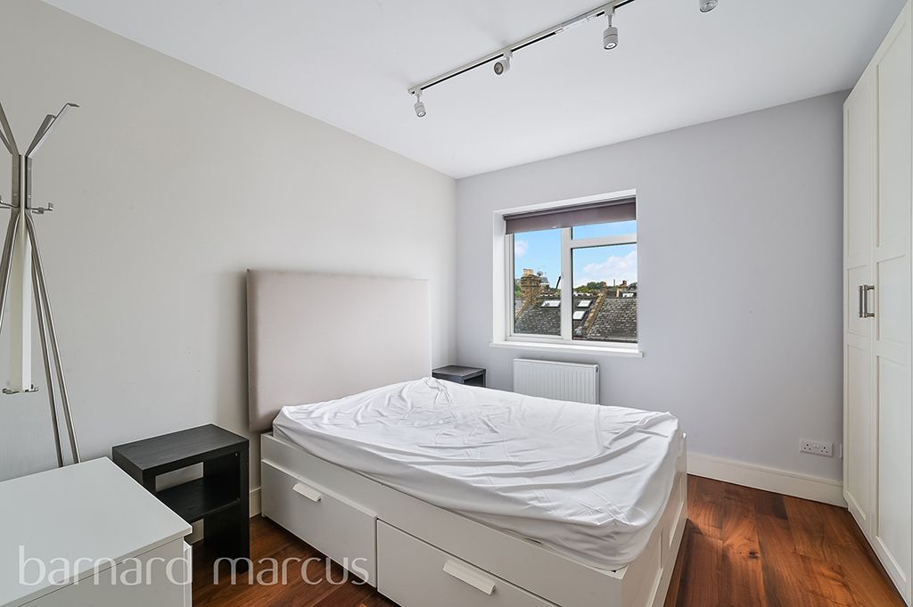 Property photo 3 of 8 Bedroom 1